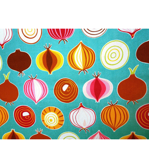 Tela japonesa. Cebollas multicolores sobre fondo verde