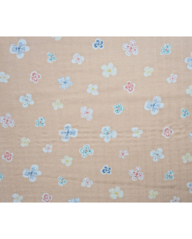 Tela japonesa. Flores sobre fondo salmón