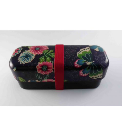 Mariposas y flores