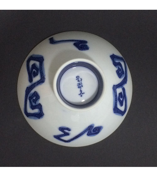Bowl de porcelana con líneas en espiral y zig-zag