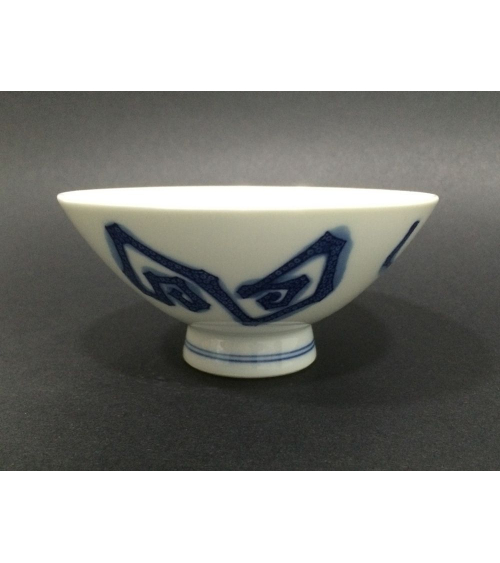 Bowl de porcelana con líneas en espiral y zig-zag