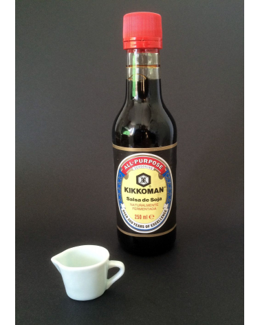 Jarrita de porcelana de Arita para salsa