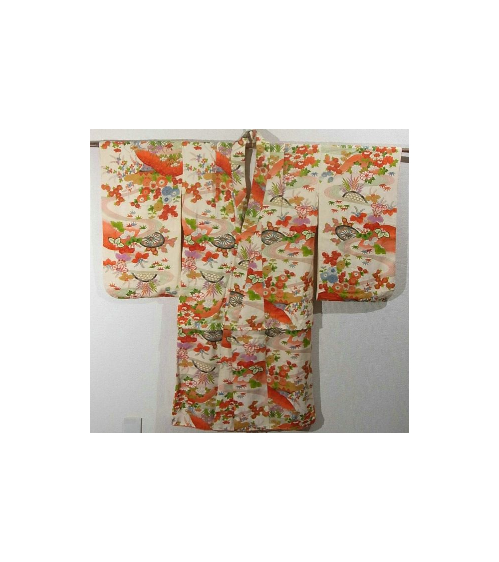 Kimono de niña en tonos anaranjados