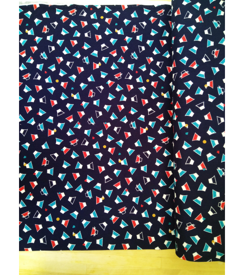 Japanese cotton fabric. Dancing Fuji san over navy.