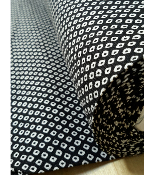 Tela japonesa. Shibori negro