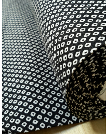 Tela japonesa. Shibori negro