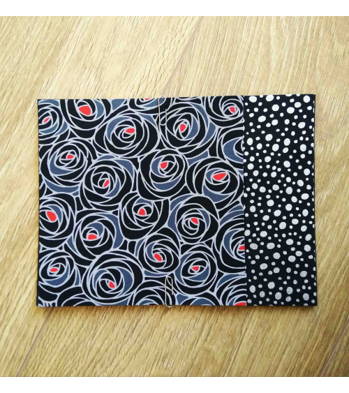Kit papel origami 2+2 hojas. Rosas negras. 15x15cm.