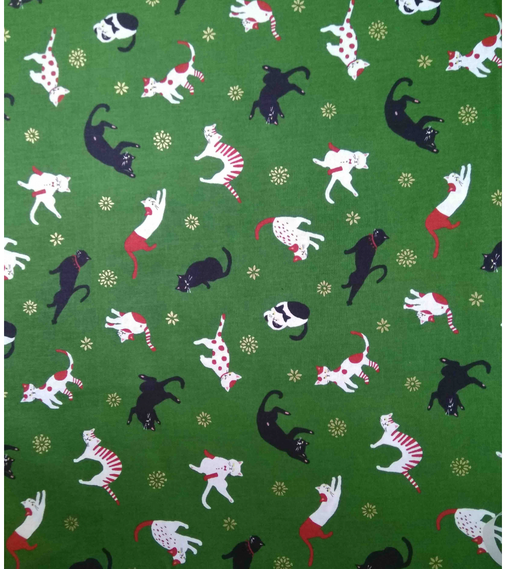 Japanese fabric. Cats over forest green.
