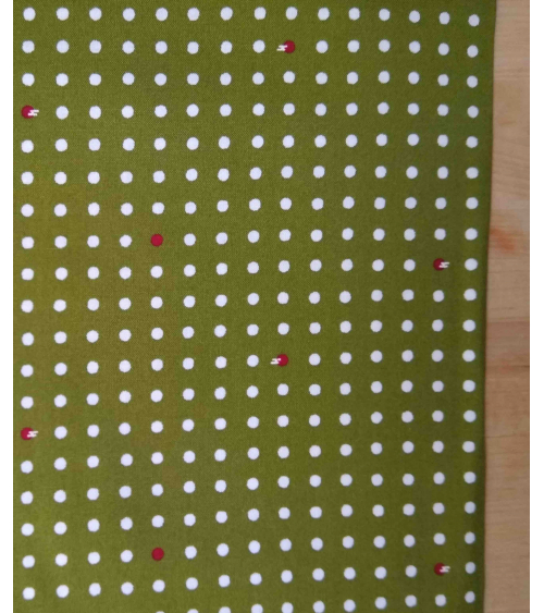 Tela japonesa de algodón. Lunares sobre verde musgo.