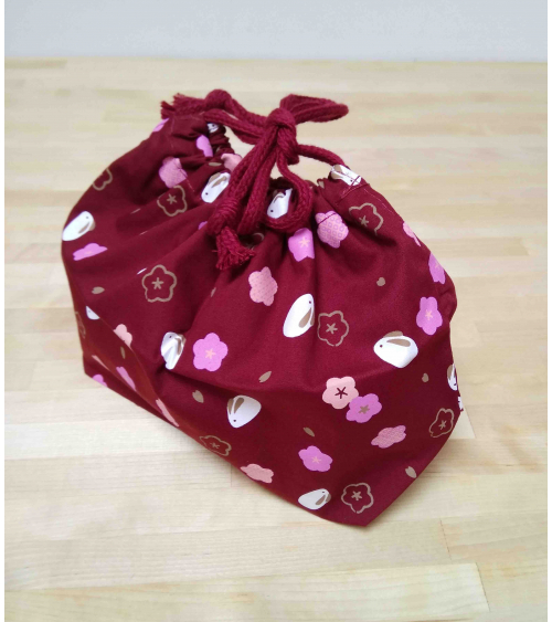 Bento box (Lunch box) ume y conejitos roja con bolsa