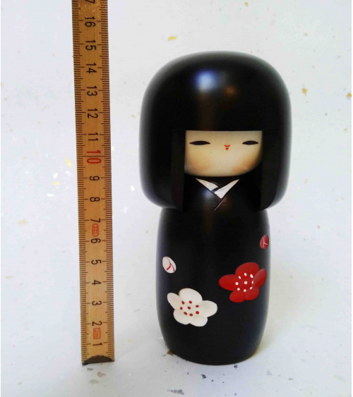 Kokeshi Ume (Flor de ciruelo).