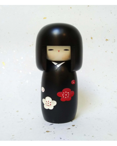Kokeshi Ume (Flor de ciruelo).