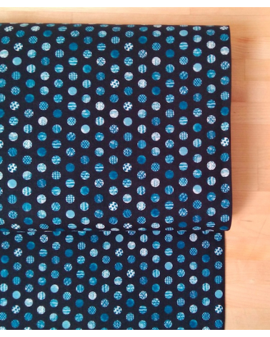 Japanese cotton fabric. Polka dots over navy blue.