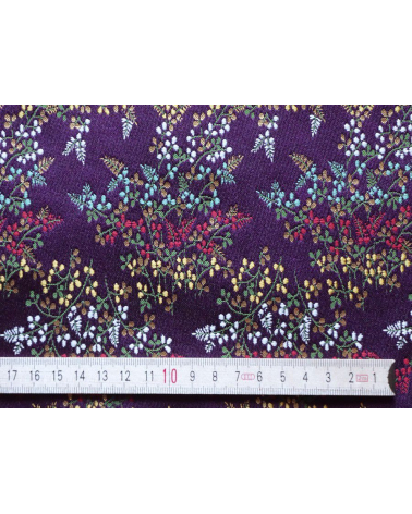 Brocado púrpura con flores multicolores (hana) (escala)