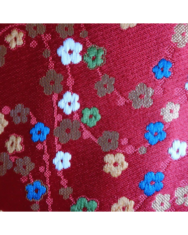 Brocado rojo flor de ciruelo (hume)