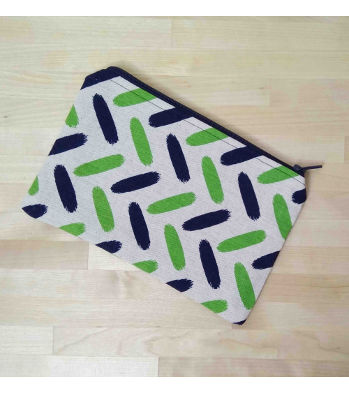 Spike Pouch
