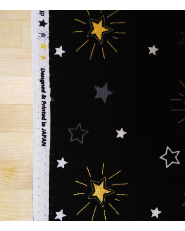 Tela japonesa. Estrellas sobre fondo negro