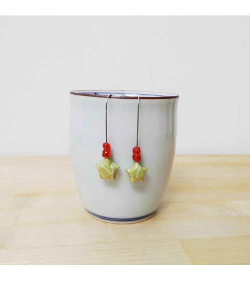 Soft green origami stars Earrings. Silver.