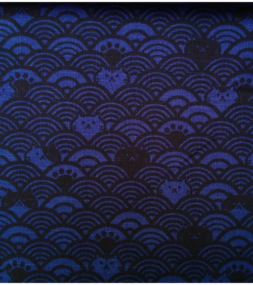 Dobby Japonés. Gatos y olas en azul klein.