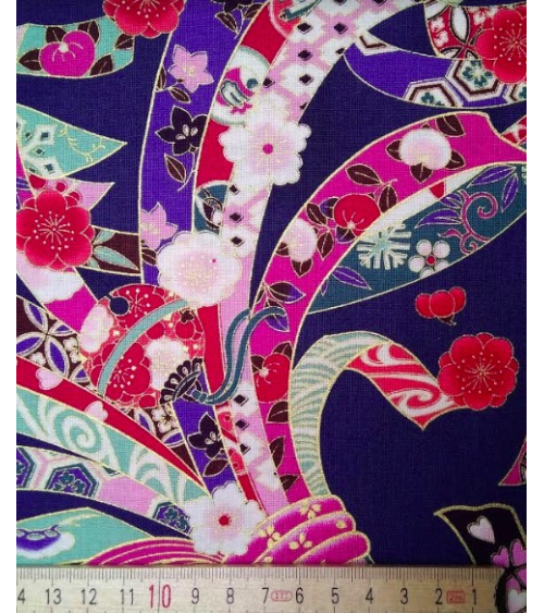 Japanese fabric. Tabane noshi over dark blue.