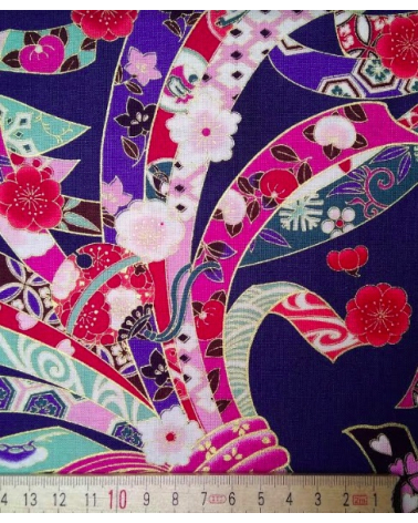 Japanese fabric. Tabane noshi over dark blue.