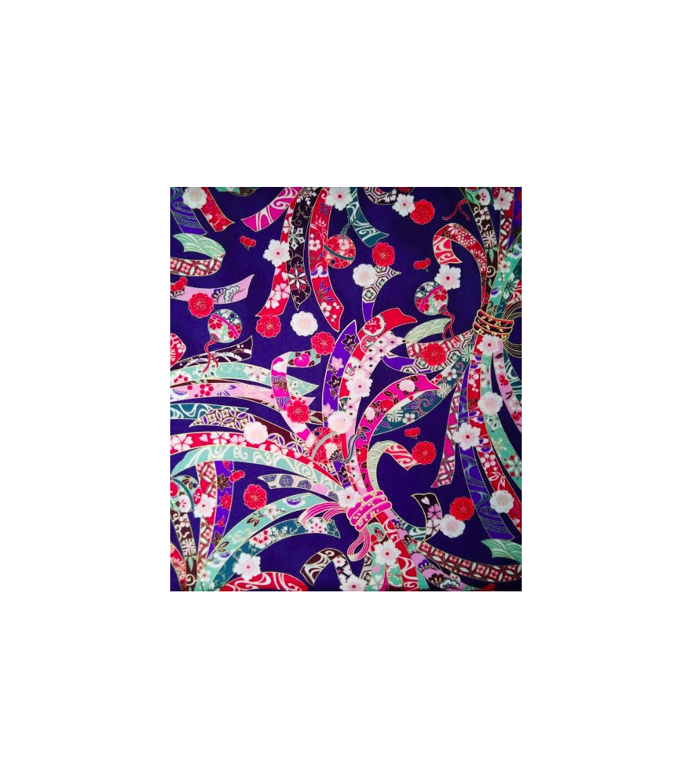 Japanese fabric. Tabane noshi over dark blue.