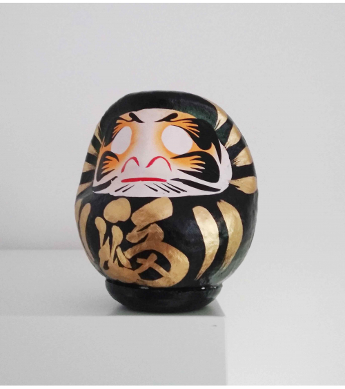 Amuleto daruma negro 12 cm.