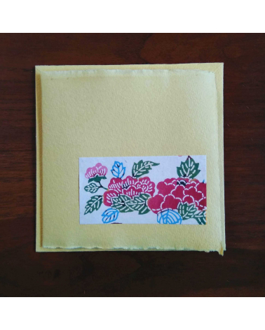 Tarjeta 15x15cm en papel artesano.