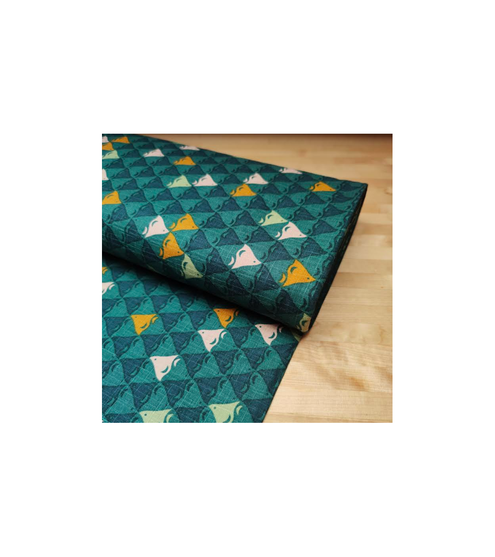 Japanese dobby fabric 'Chidori' in bluish-green.