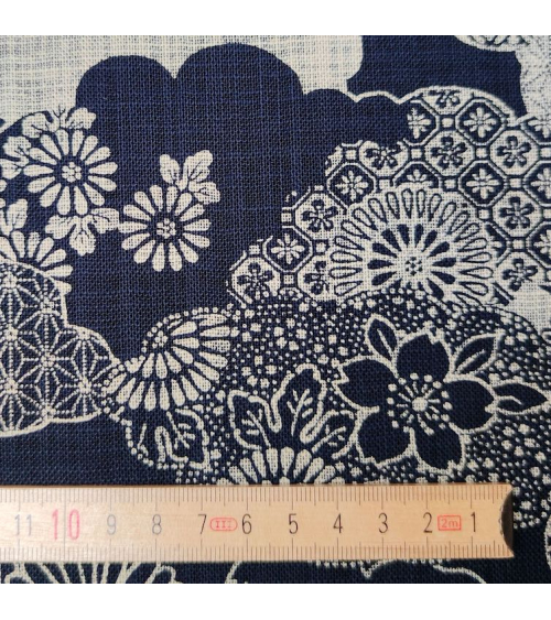 Tela japonesa Rustic Indigo. "Kumo to hana"