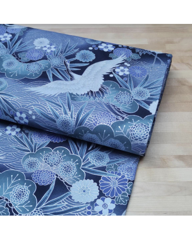 Tela japonesa de algodón de grullas con detalles en plata.