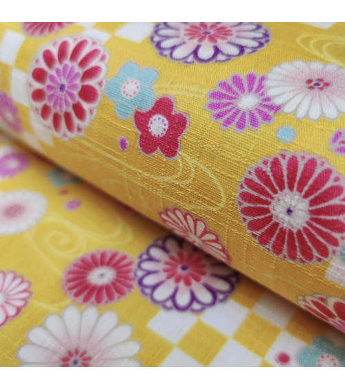 Japanese dobby fabric "Kiku to ichimatsu" in yellow