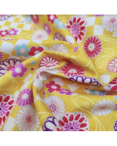 Japanese dobby fabric "Kiku to ichimatsu" in yellow