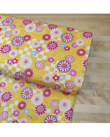 Japanese dobby fabric "Kiku to ichimatsu" in yellow