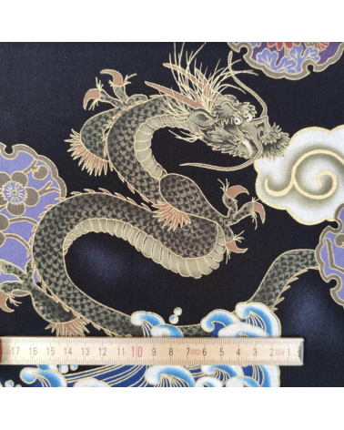 Tela japonesa de algodón de dragones, nubes y olas.
