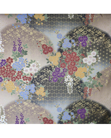 Tela japonesa de algodón glicinias en gris y beige.