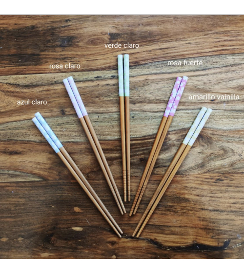 Palillos japoneses "Flores: Colores pastel"