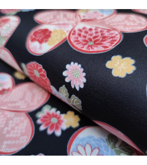 Tela japonesa de Amundsen en algodón "Ume" en negro.