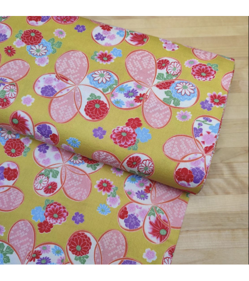 Tela japonesa de Amundsen en algodón "Ume" en amarillo.