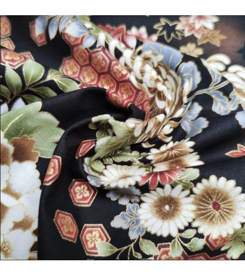 Tela japonesa Flores de Otoño con detalles en oro.