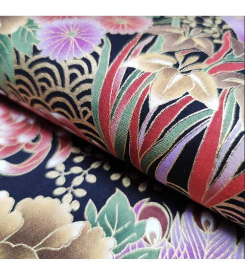 Japanese fabric 'peacocks in lilac' with golden details.
