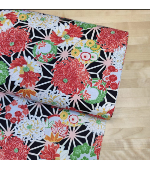 Japanese amundsen cotton fabric "Asanoha to kiku" in black