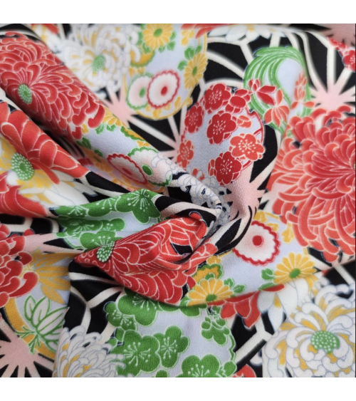 Japanese amundsen cotton fabric "Asanoha to kiku" in black
