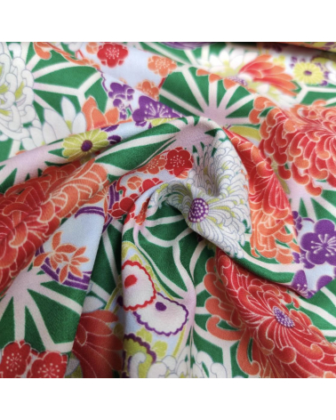Japanese amundsen cotton fabric "Asanoha to kiku" in green