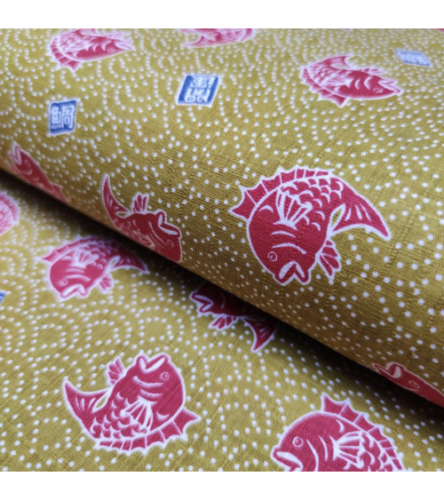 Japanese dobby fabric 'Taifish' in mustard yellow.
