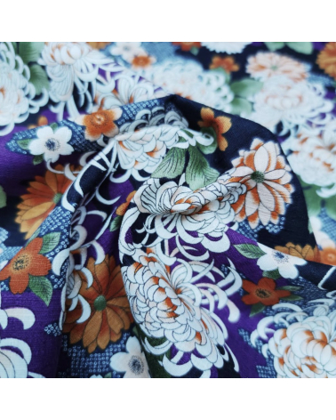 Japanese dobby fabric "Kiku to sakura" with violet background.