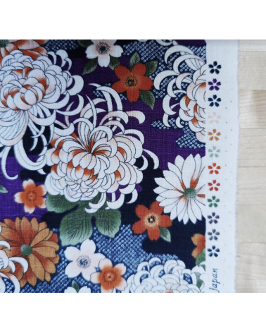 Japanese dobby fabric "Kiku to sakura" with violet background.