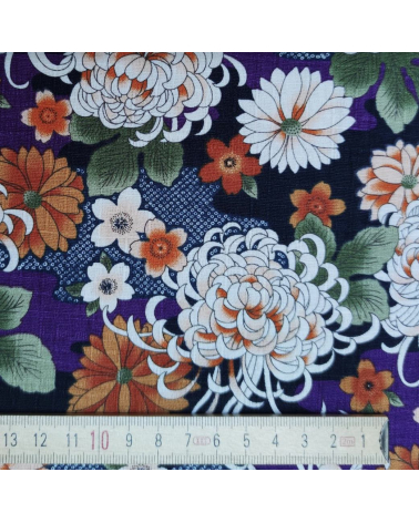 Japanese dobby fabric "Kiku to sakura" with violet background.
