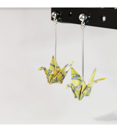 Pendientes grullas origami amarillo y gris en plata con bolita