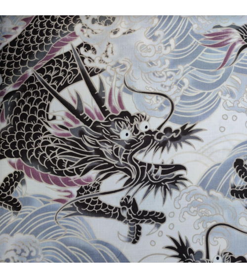 Tela dobby japonés "Dragones XL" en blanco.